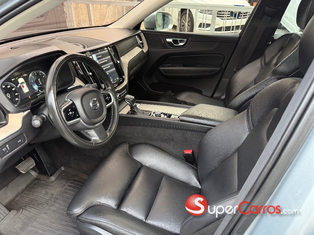 2018 Volvo XC60 T6 Inscription — foto 9 / 11
