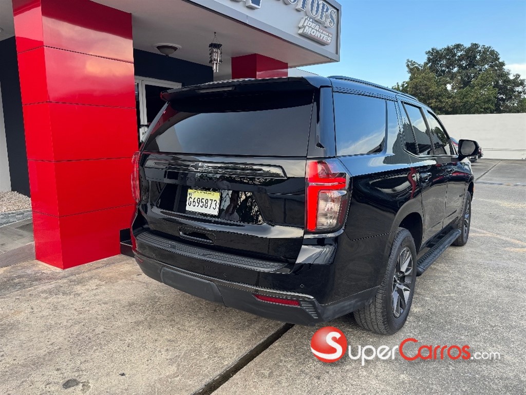 2021 Chevrolet Tahoe Z71 — foto 7 / 12