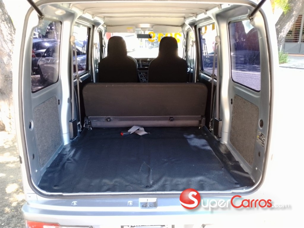 2019 Daihatsu Hijet Minivan — foto 10 / 10