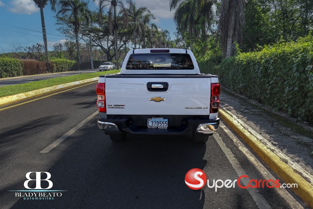 2017 Chevrolet Colorado LTZ — foto 7 / 12