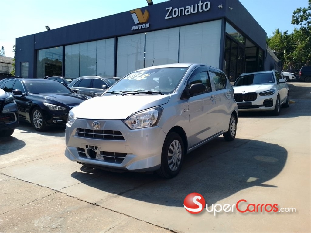 2018 Daihatsu Mira — foto 2 / 12