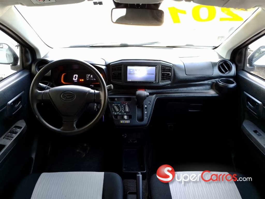 2018 Daihatsu Mira — foto 7 / 12