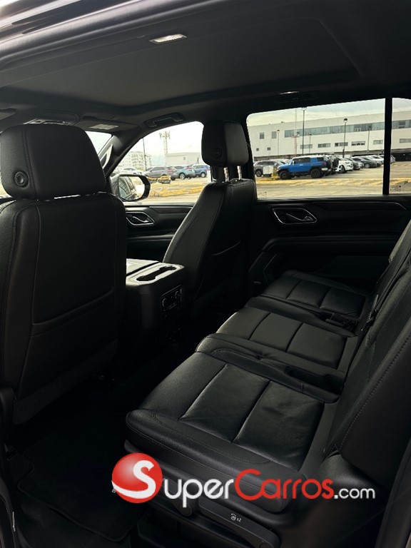 2021 Chevrolet Suburban Highcountry — foto 5 / 8
