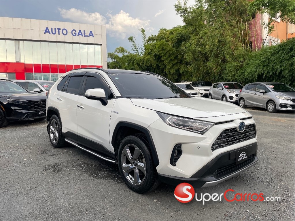 2022 Toyota RAV4 XLE Hybrid