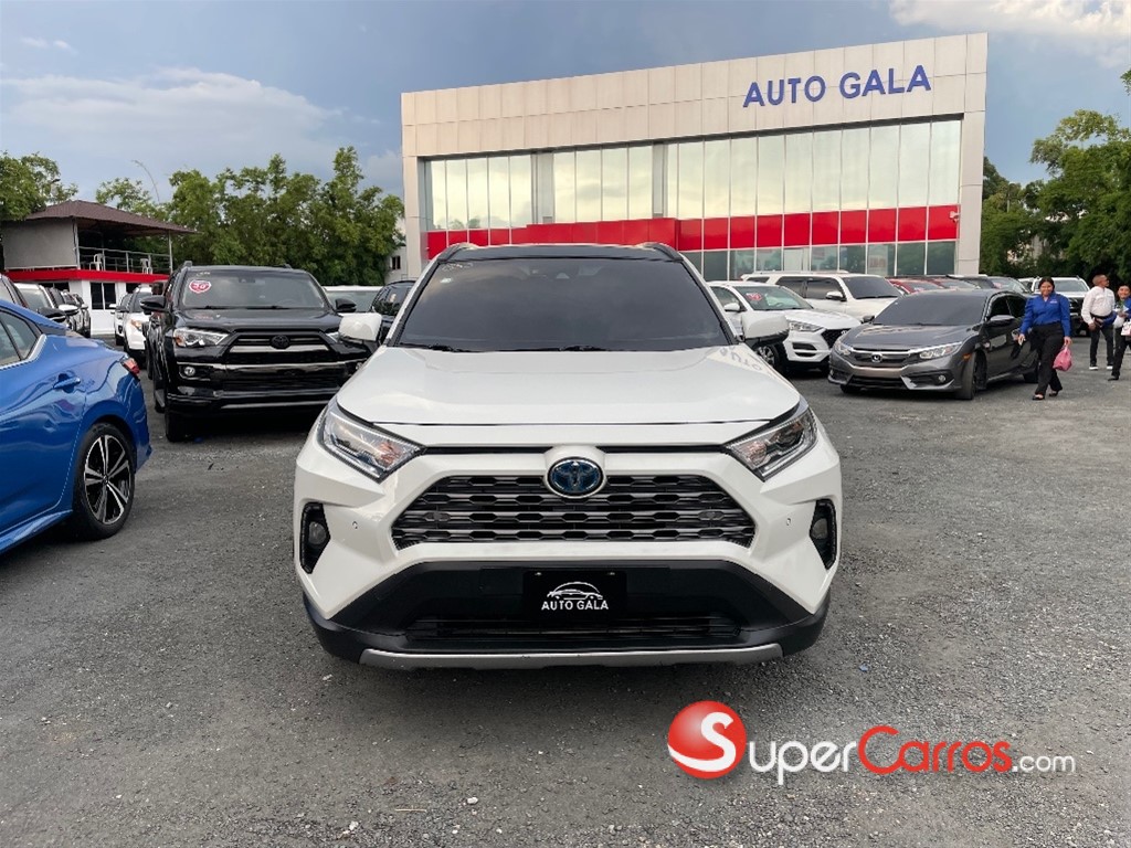 2022 Toyota RAV4 XLE Hybrid — foto 2 / 8