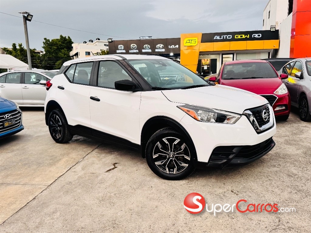 2020 Nissan Kicks