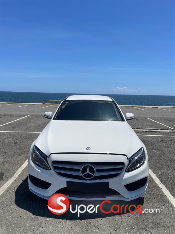 2015 Mercedes-Benz Clase C 250
