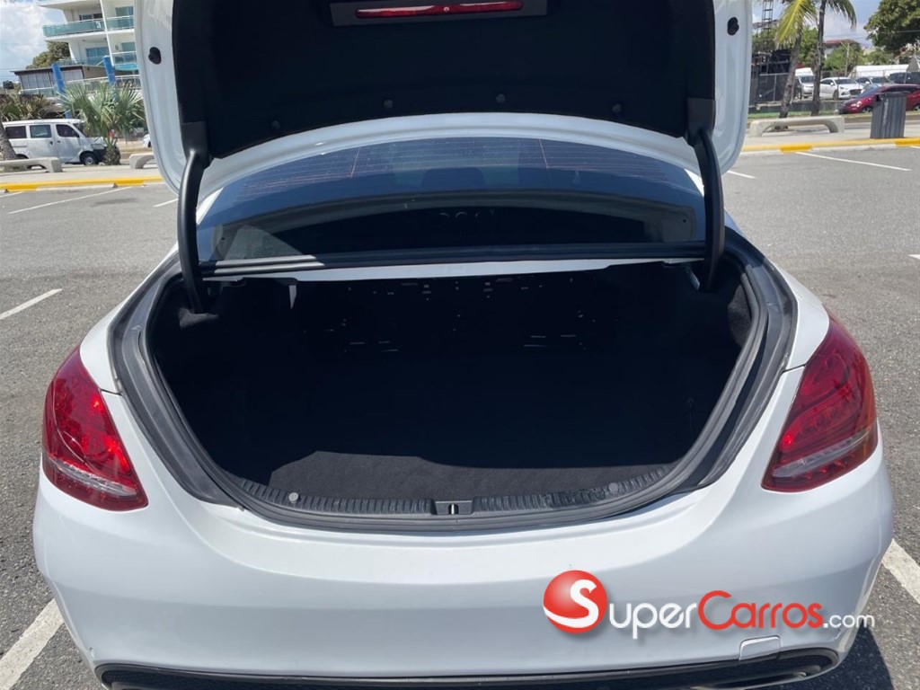 2015 Mercedes-Benz Clase C 250 — foto 6 / 9