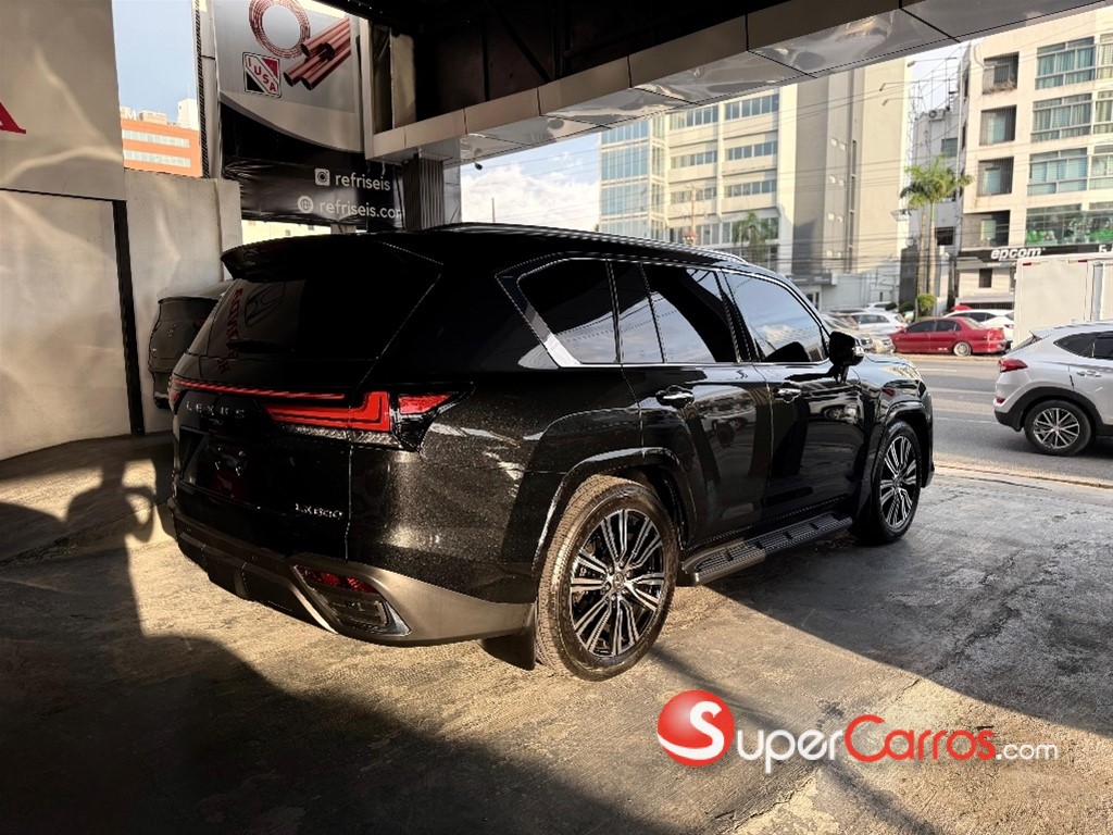 2025 Lexus LX 600 Luxury — foto 4 / 12