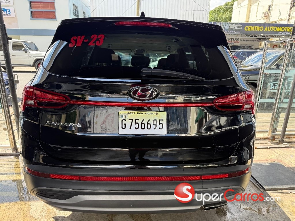 2023 Hyundai Santa Fe SE — foto 4 / 12