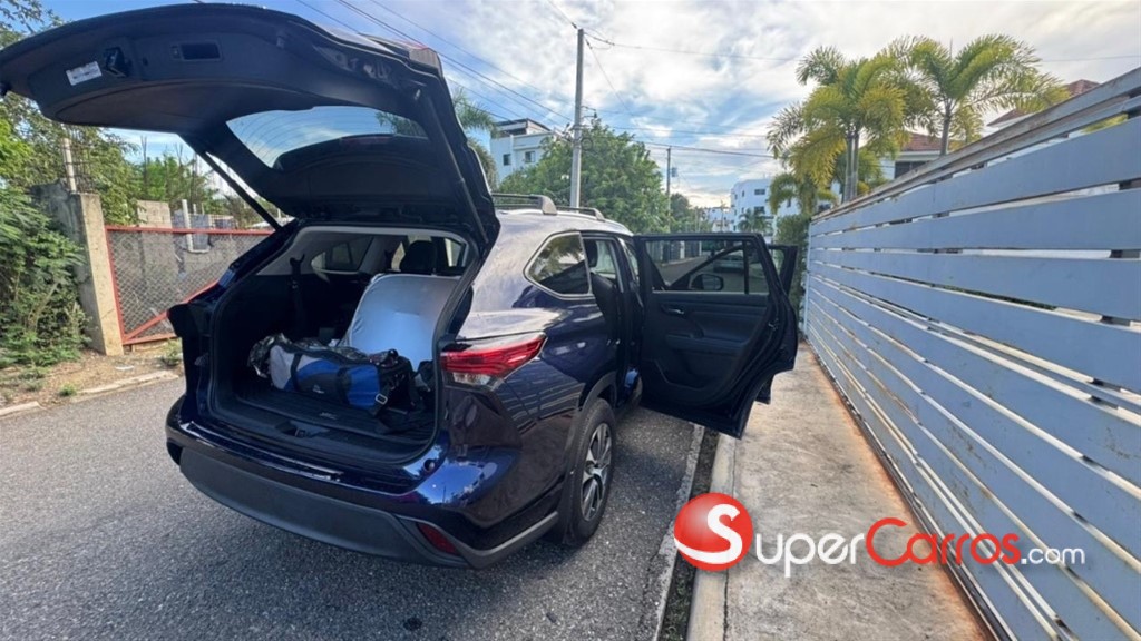 2023 Toyota Highlander XLE — foto 2 / 11