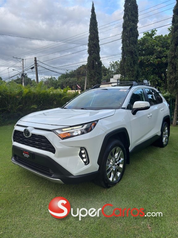 2022 Toyota RAV4 XLE Premium — foto 2 / 12