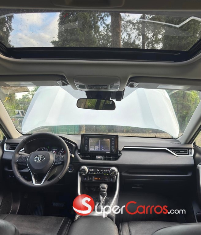 2022 Toyota RAV4 XLE Premium — foto 7 / 12