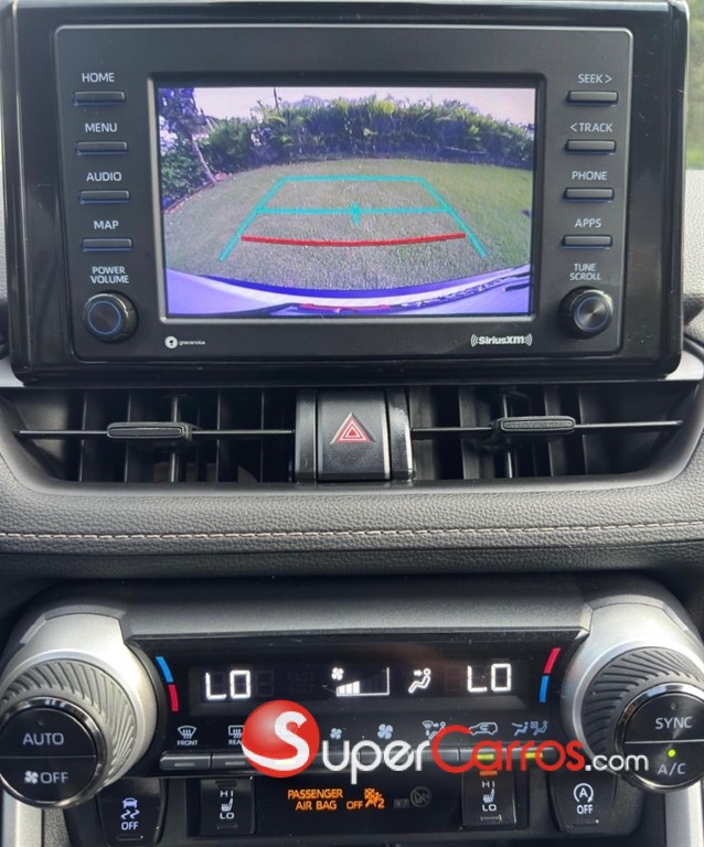 2022 Toyota RAV4 XLE Premium — foto 10 / 12