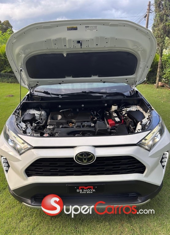 2022 Toyota RAV4 XLE Premium — foto 11 / 12