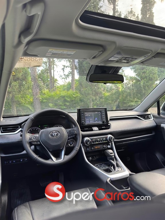 2022 Toyota RAV4 XLE Premium — foto 12 / 12