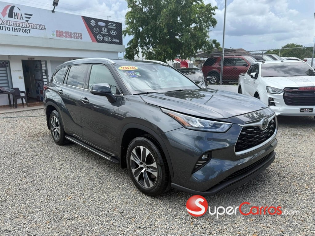 2020 Toyota Highlander XLE — foto 7 / 12