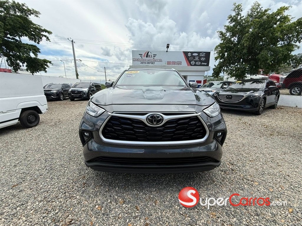 2020 Toyota Highlander XLE — foto 8 / 12