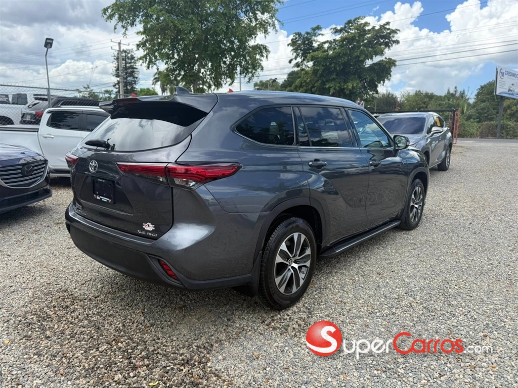 2020 Toyota Highlander XLE — foto 12 / 12