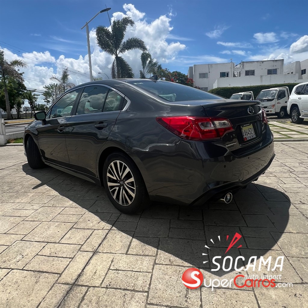 2019 Subaru Legacy — foto 7 / 10