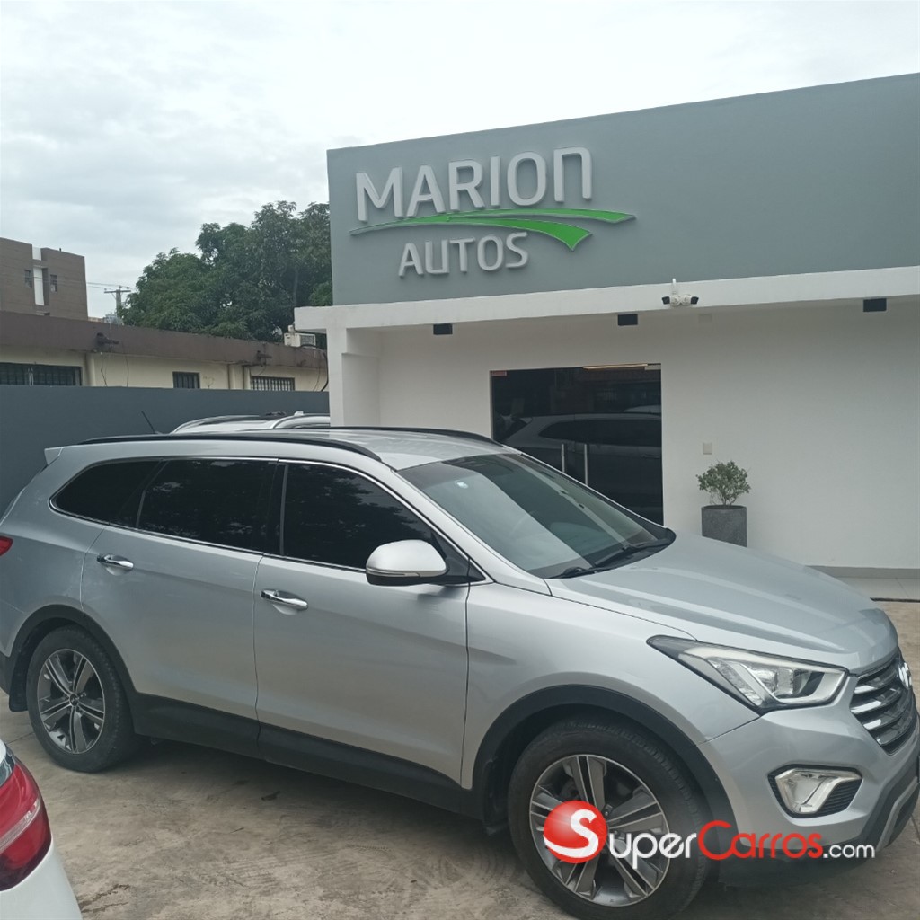 2015 Hyundai Grand Santa Fe