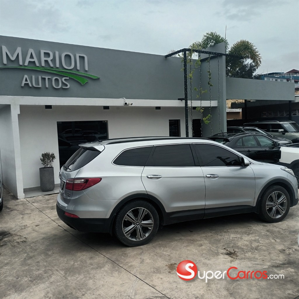 2015 Hyundai Grand Santa Fe — foto 2 / 12