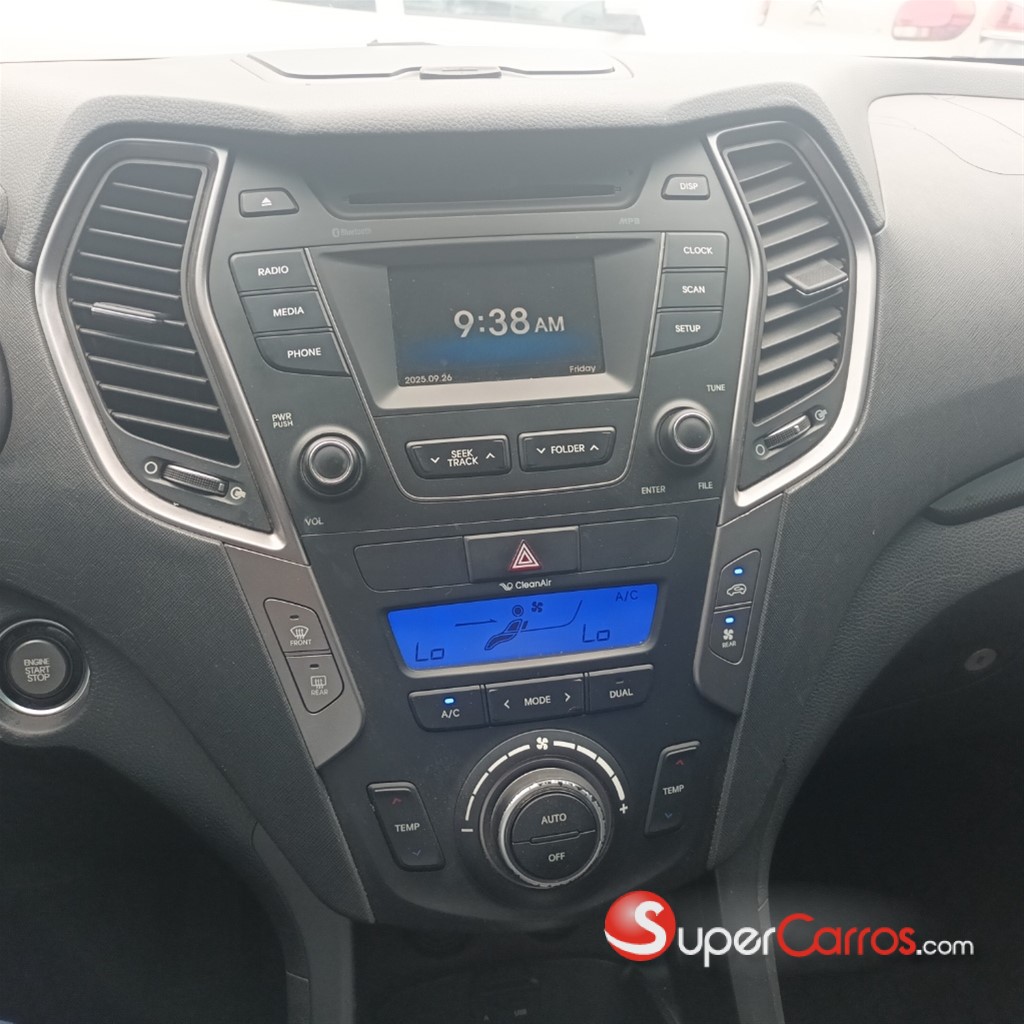2015 Hyundai Grand Santa Fe — foto 6 / 12