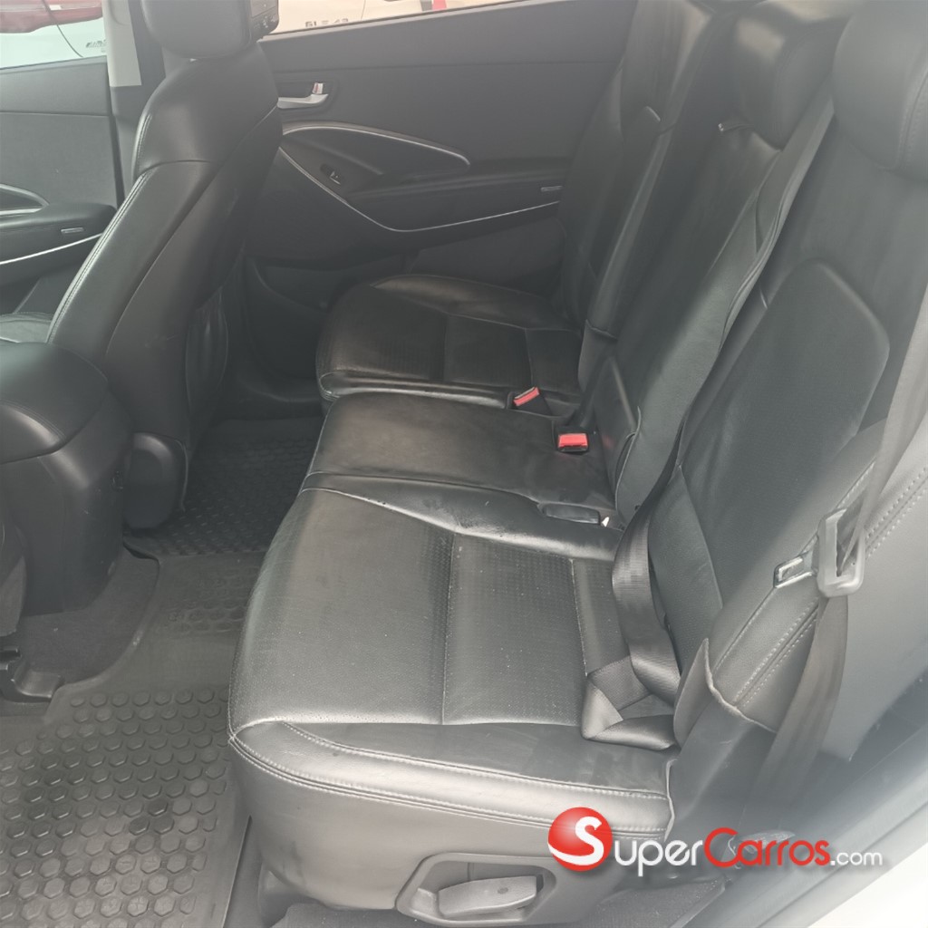 2015 Hyundai Grand Santa Fe — foto 11 / 12