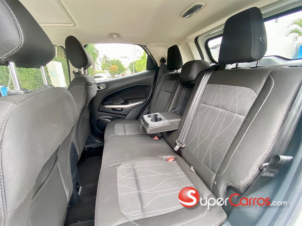2019 Ford Eco Sport — foto 8 / 12