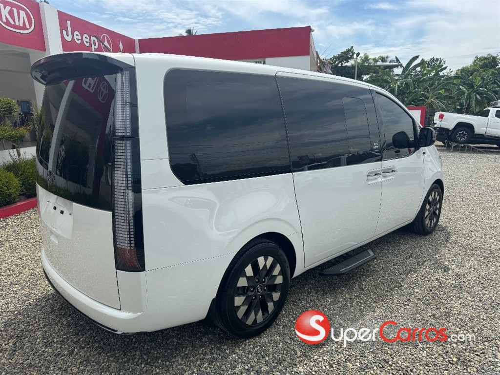 2022 Hyundai Staria — foto 3 / 12