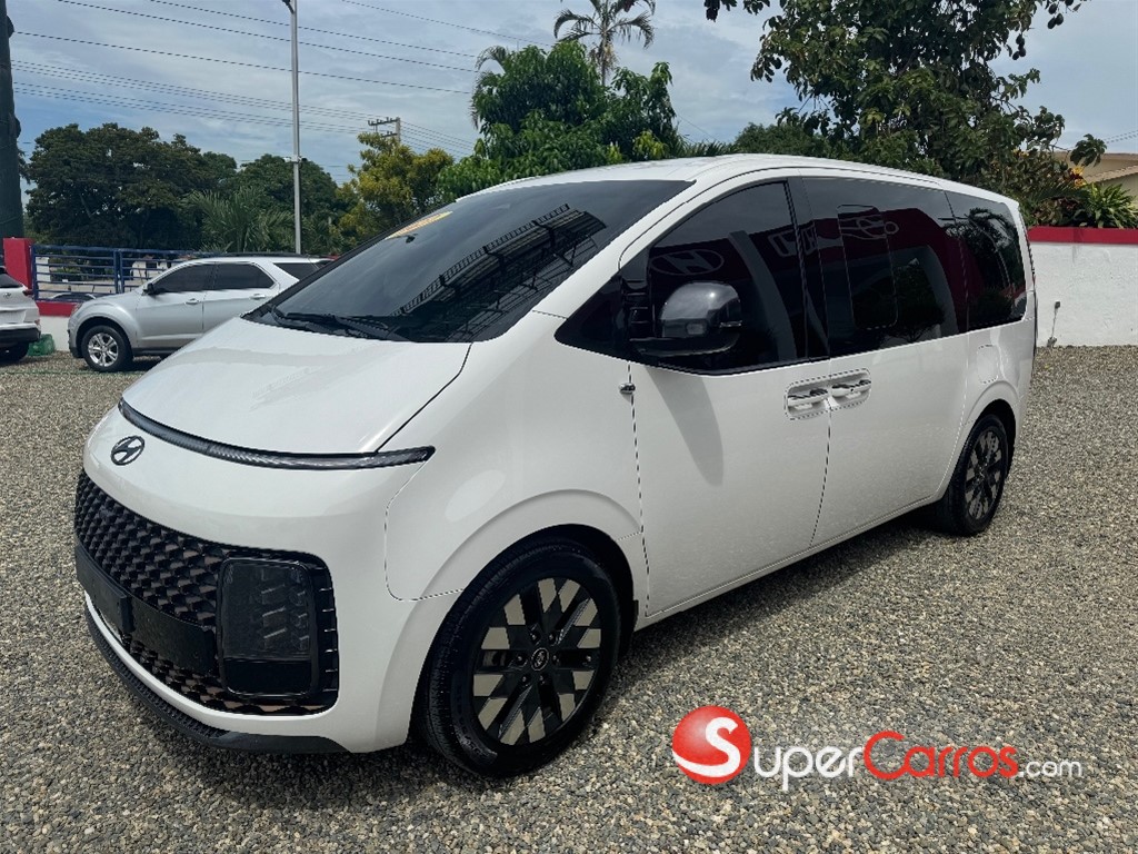 2022 Hyundai Staria — foto 6 / 12