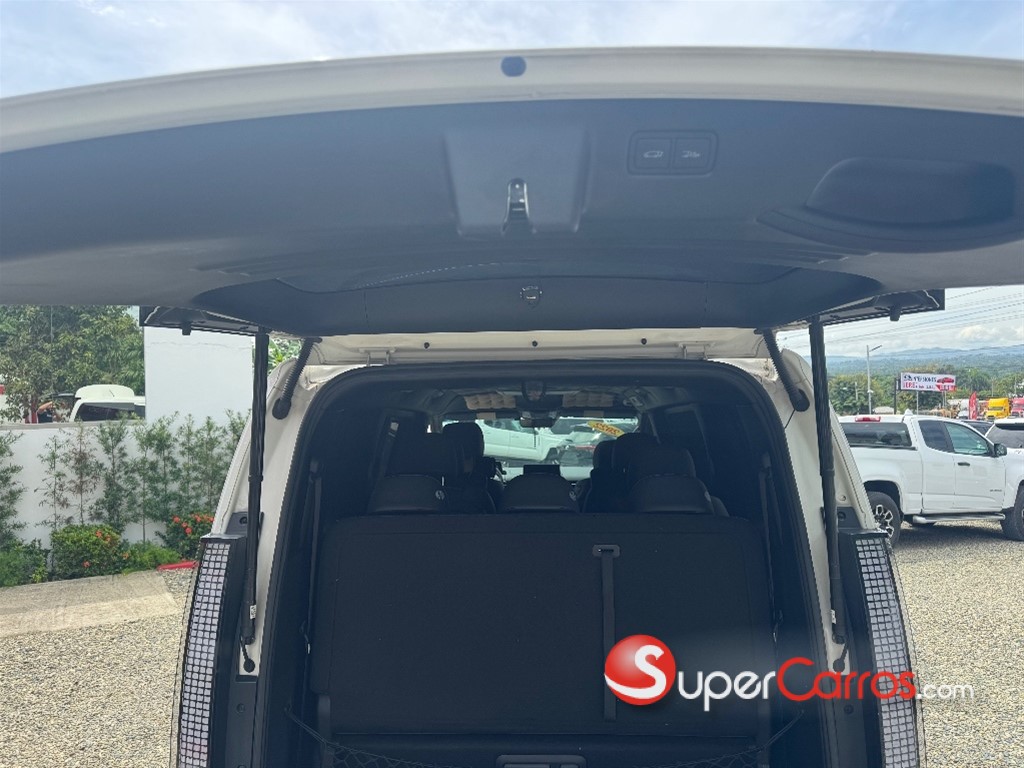 2022 Hyundai Staria — foto 12 / 12