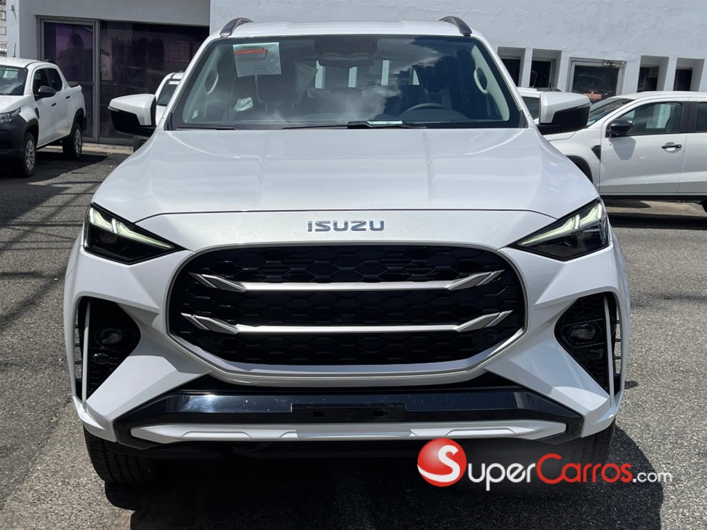2027 Isuzu Mux — foto 2 / 10