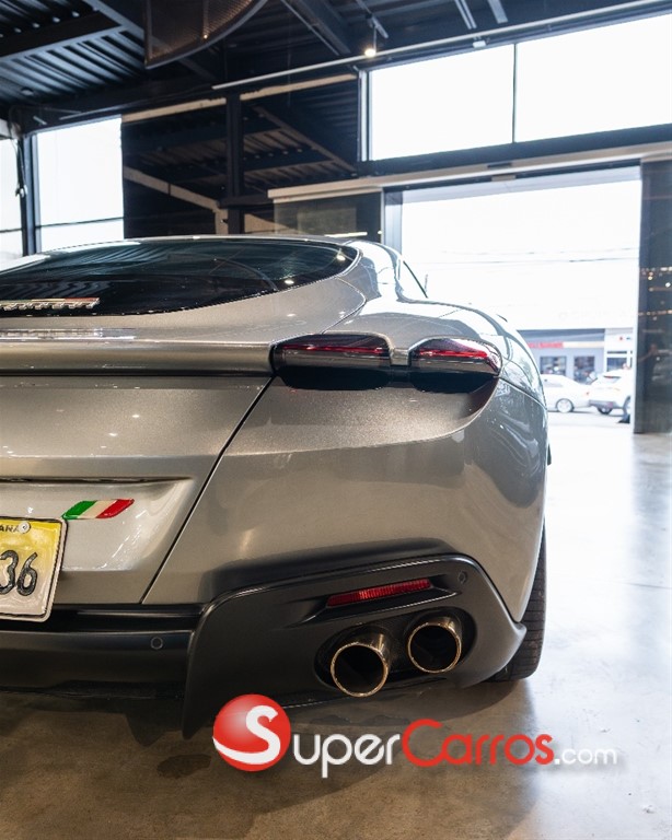2021 Ferrari Roma — foto 7 / 12