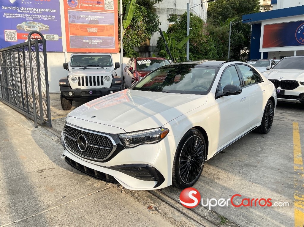 2024 Mercedes-Benz Clase E 350 4 MATIC — foto 2 / 12