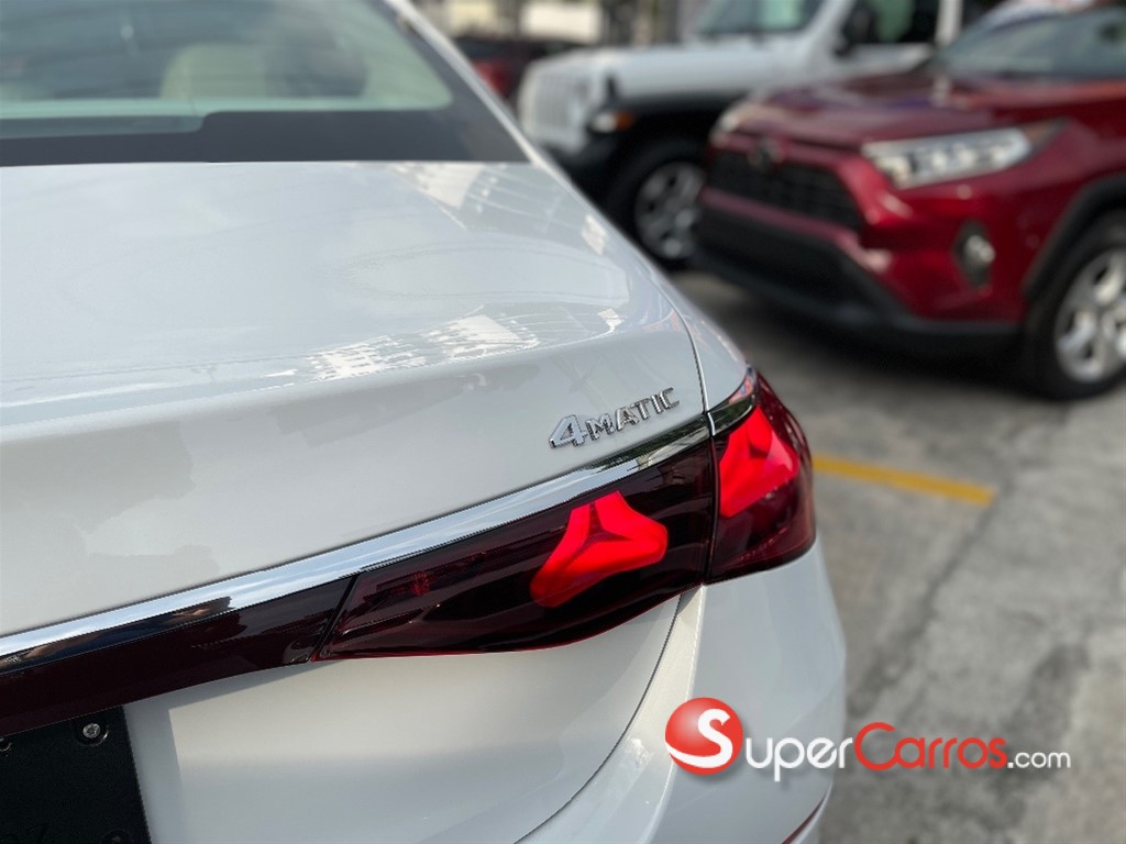 2024 Mercedes-Benz Clase E 350 4 MATIC — foto 6 / 12