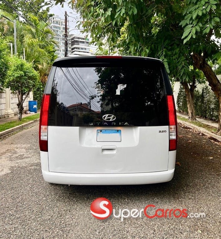 2022 Hyundai Staria — foto 5 / 12