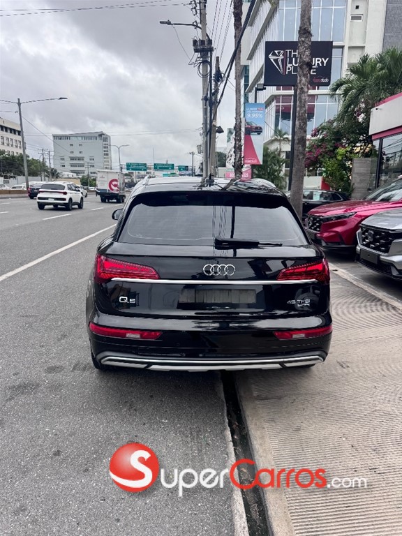 2021 Audi Q5 45 TFSI QUATTRO — foto 2 / 12