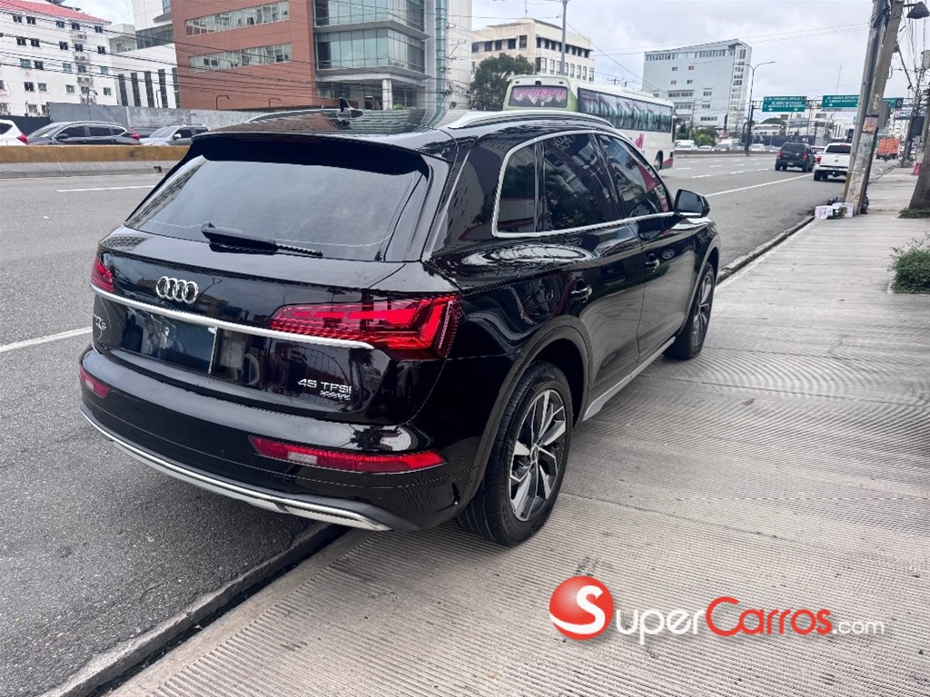 2021 Audi Q5 45 TFSI QUATTRO — foto 3 / 12
