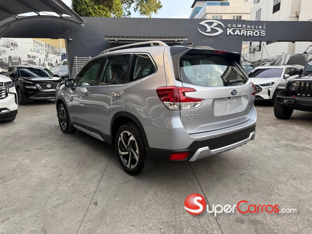 2025 Subaru Forester Limited — foto 3 / 12