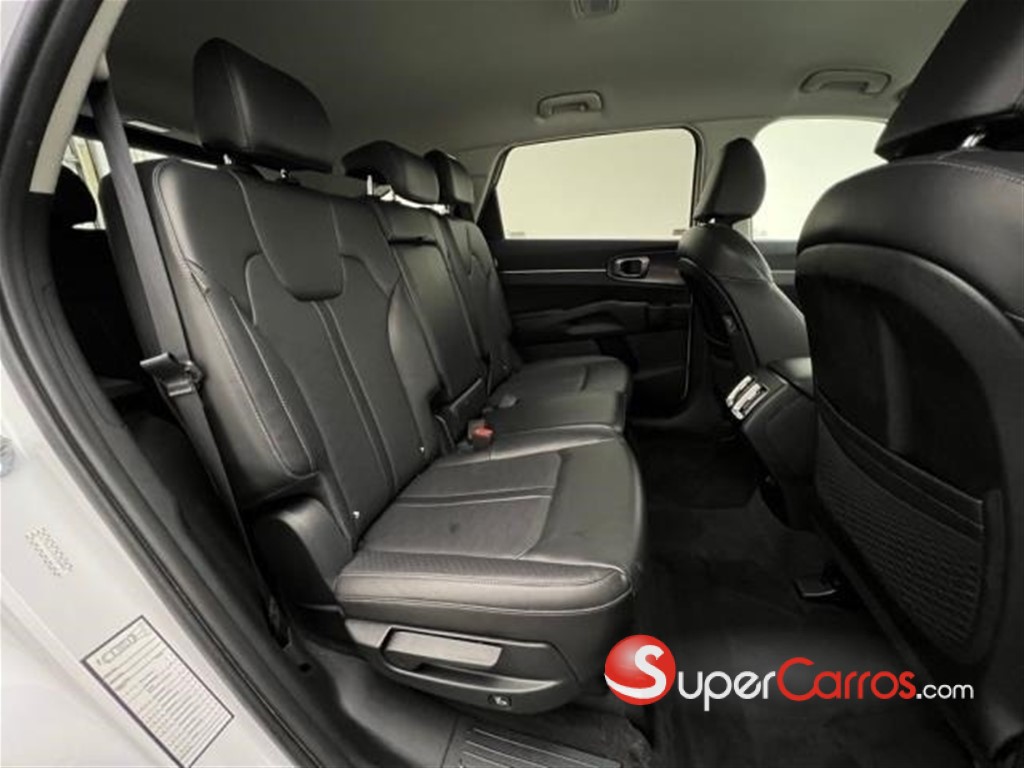 2024 Kia Sorento S — foto 11 / 12