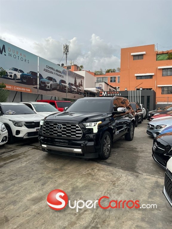 2023 Toyota Sequoia Capstone