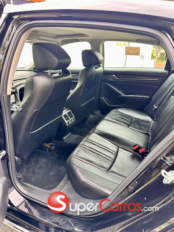 2021 Honda Accord EXL — foto 8 / 12