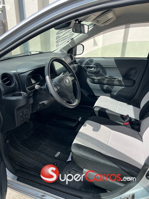2020 Toyota Pixis — foto 7 / 8