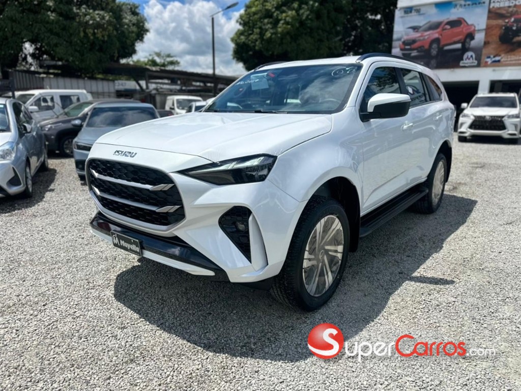 2027 Isuzu Mux — foto 3 / 12