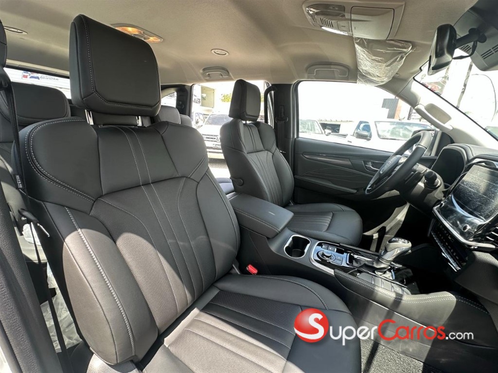 2027 Isuzu Mux — foto 6 / 12
