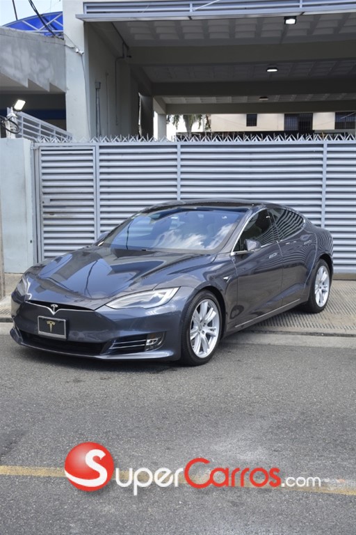 2020 Tesla Model S Long Range — foto 5 / 12