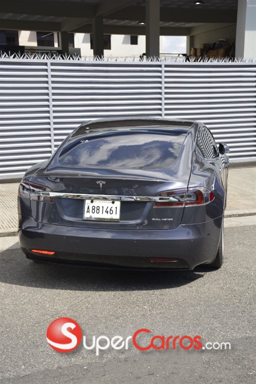 2020 Tesla Model S Long Range — foto 10 / 12