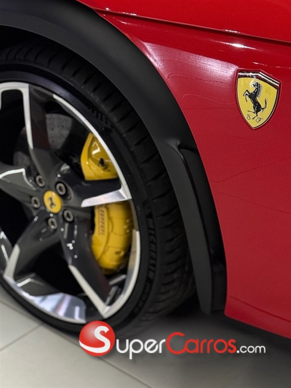 2025 Ferrari Purosangue — foto 3 / 8