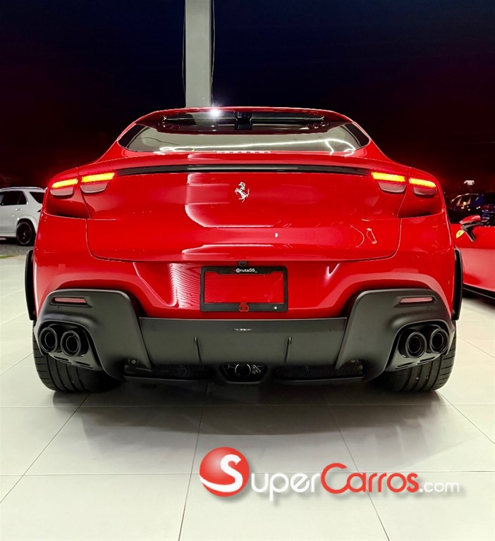 2025 Ferrari Purosangue — foto 7 / 8